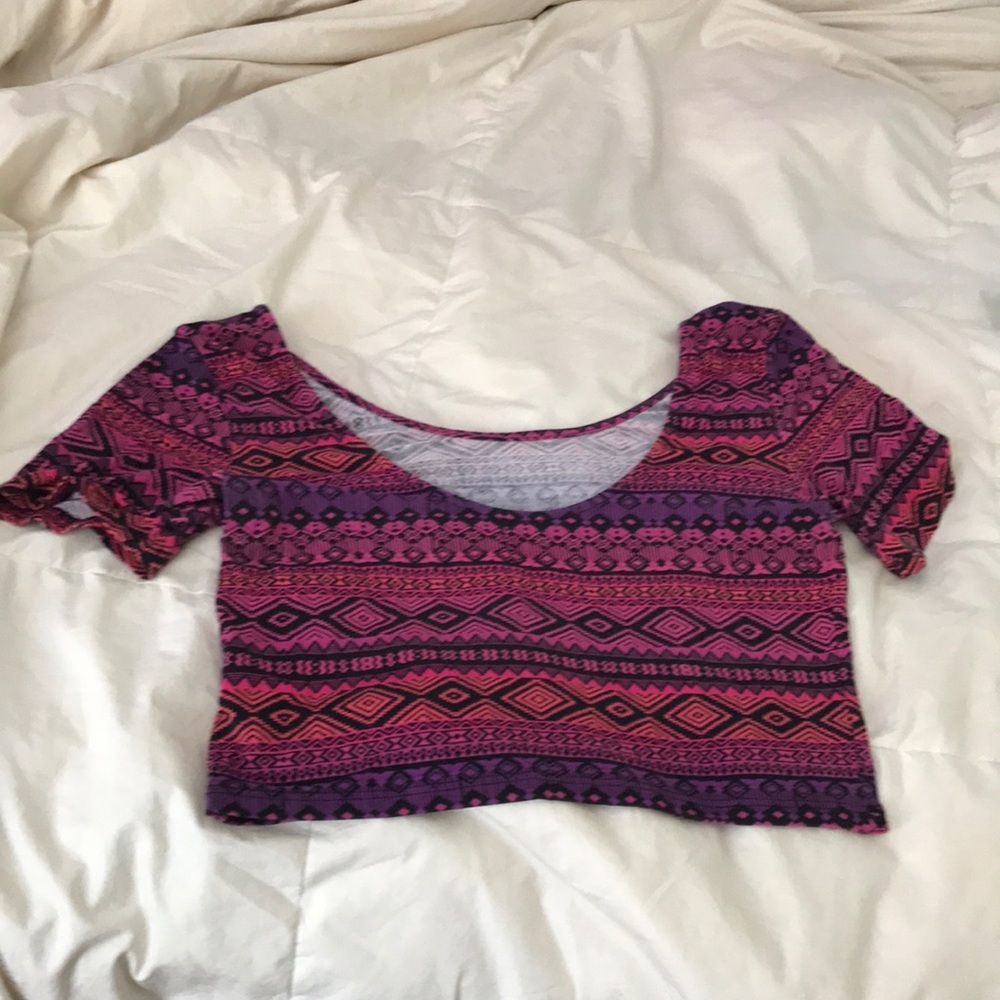 TRIBAL PRINT CROP TOP